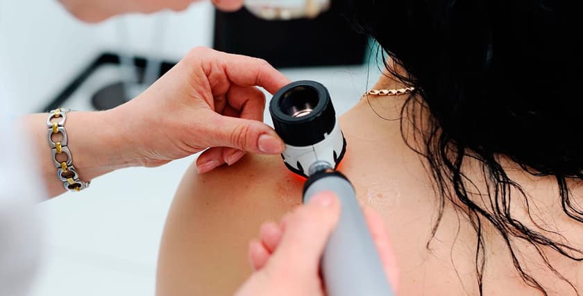 Dermatología en centro médico de Ordes